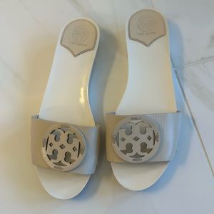 Tory Burch Women's Beige Slide Sandals